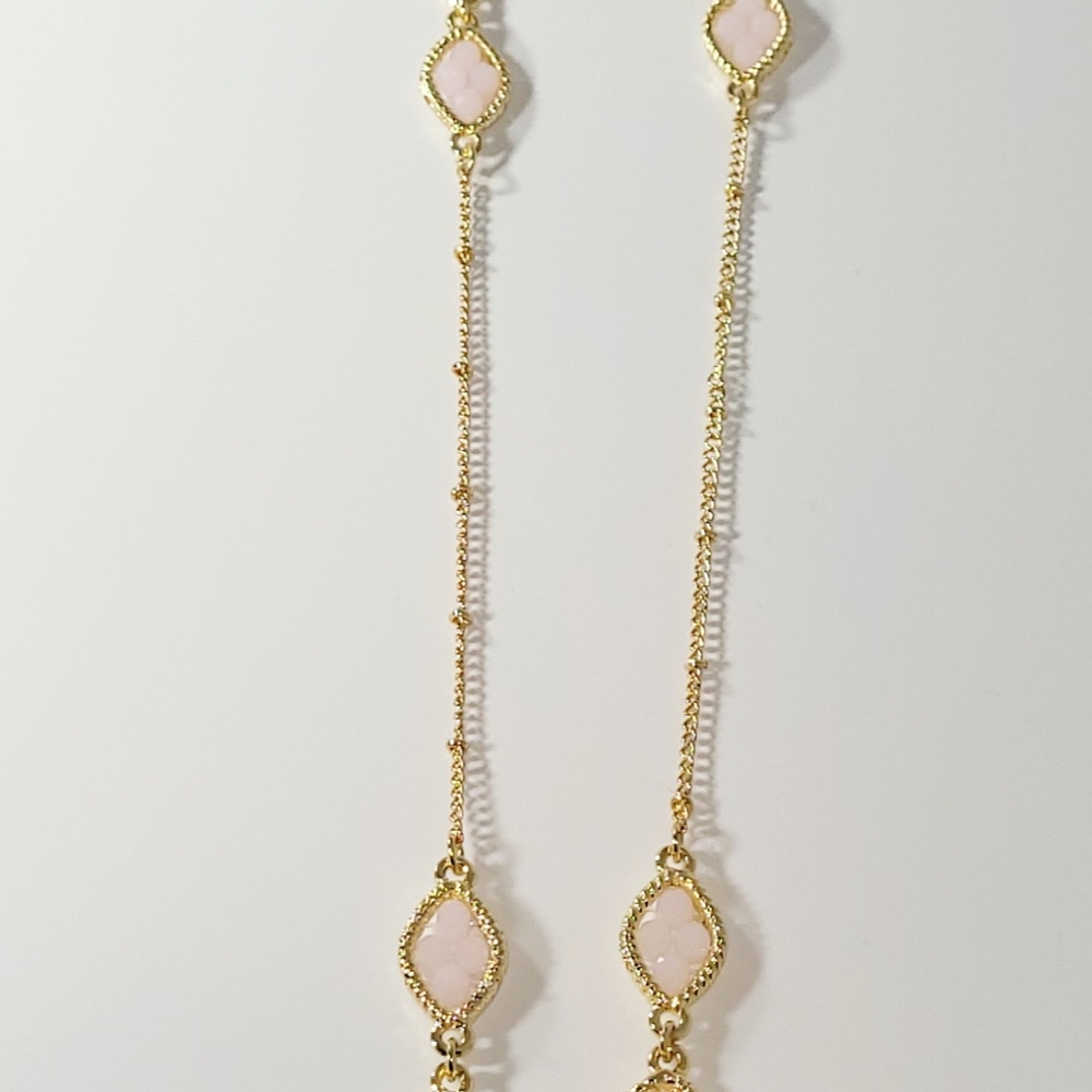 NWT-AMRITA SINGH-LIGHT PINK CRYSTALS AND GOLD NECKLACE - Picture 3 of 8